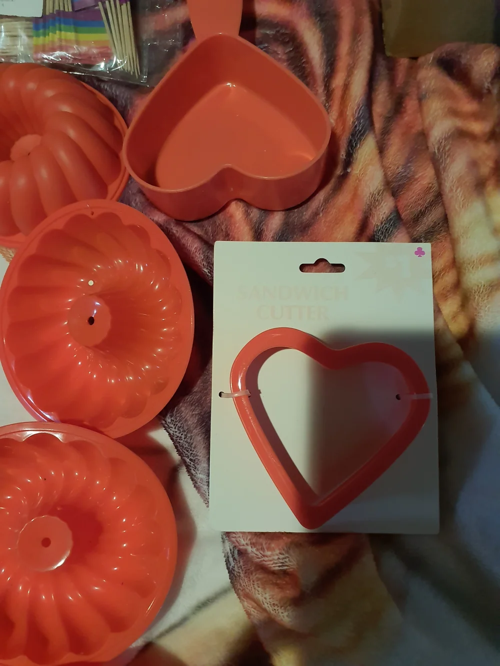 Silicone Chocolate & Mini Bundt Mold Set - Red & Blue